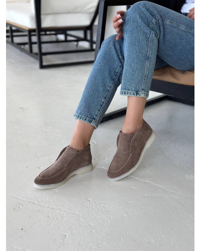 Женские высокие замшевые лоферы цвета капучино (Арт. 156-4)